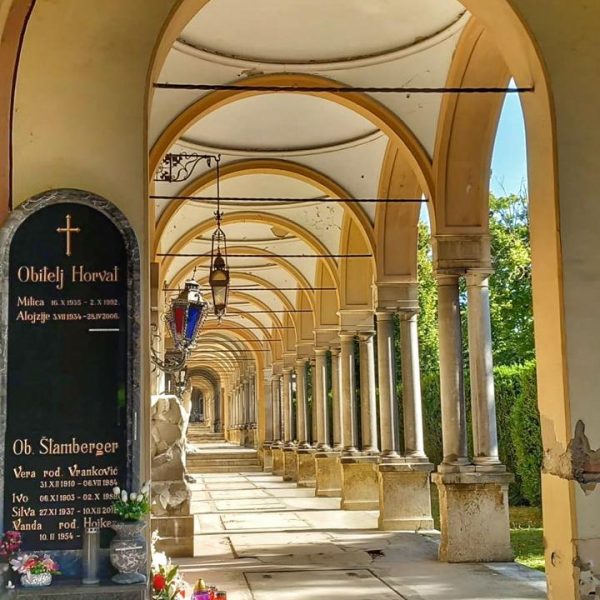 Mirogoj cemetery